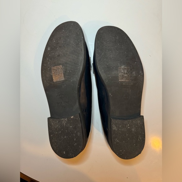 The Signature Loafer - Picture 4 of 8